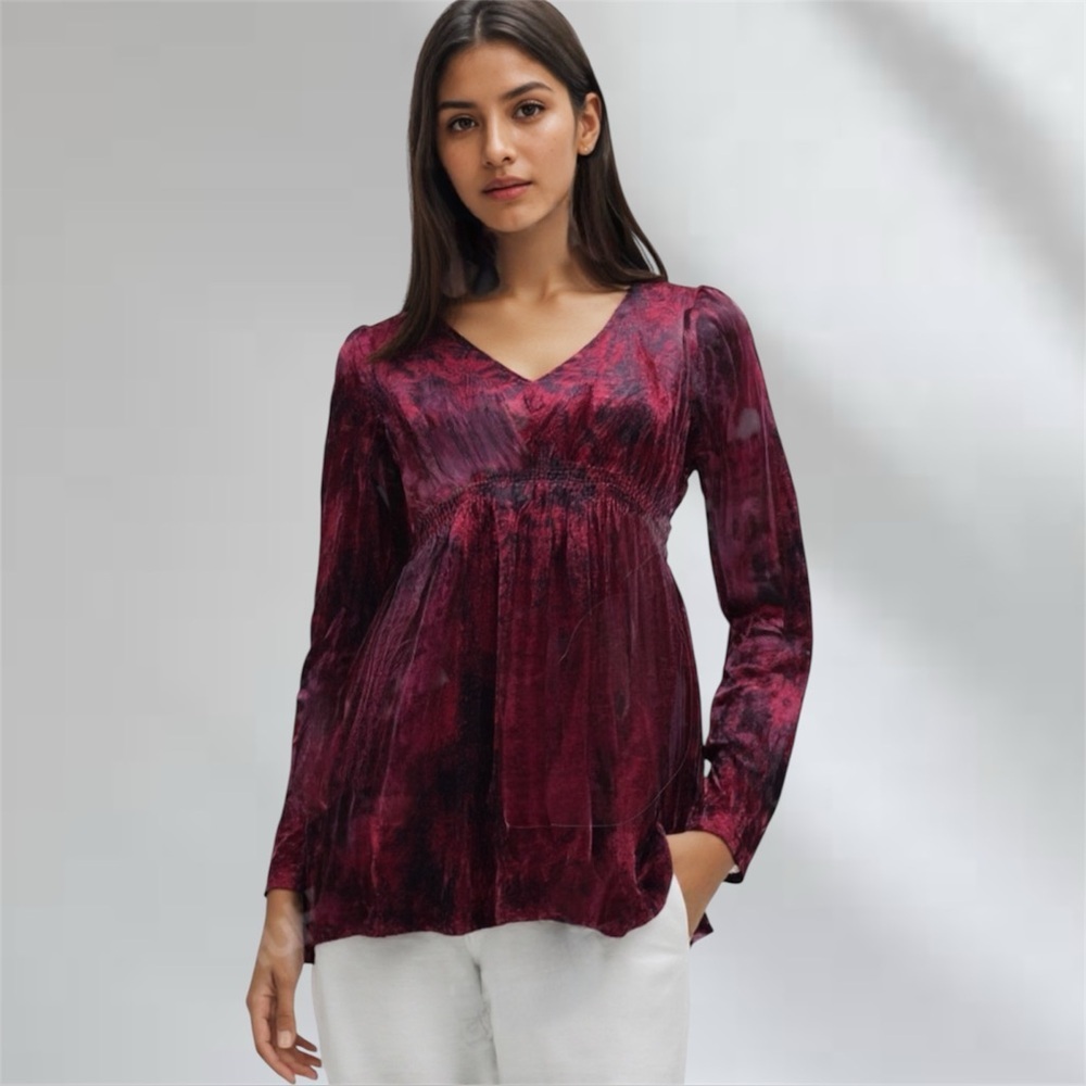 Apt. 9 Women’s Crushed Velvet Tunic Blouse - Red/Black